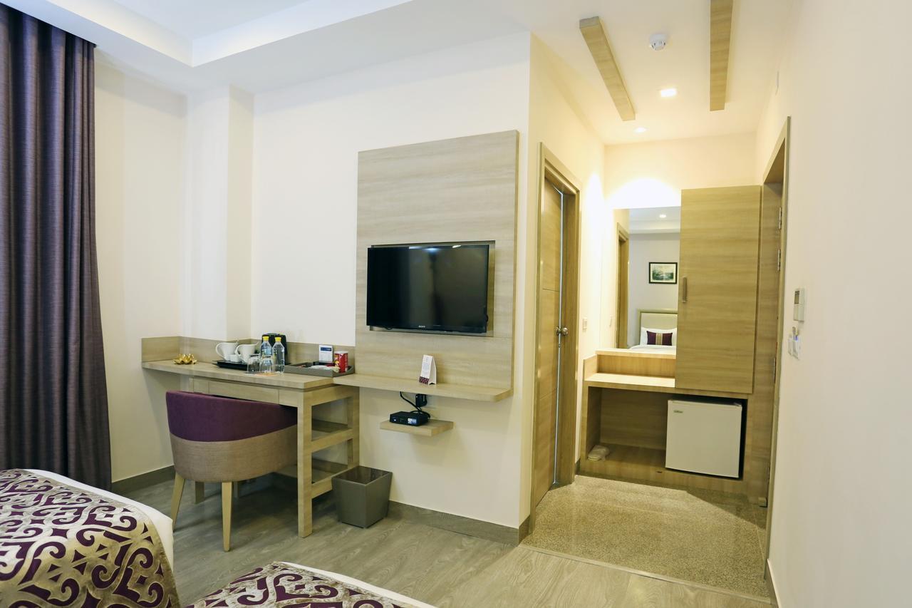 Hotel Parador Agra Ngoại thất bức ảnh