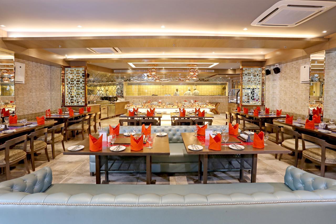 Hotel Parador Agra Ngoại thất bức ảnh